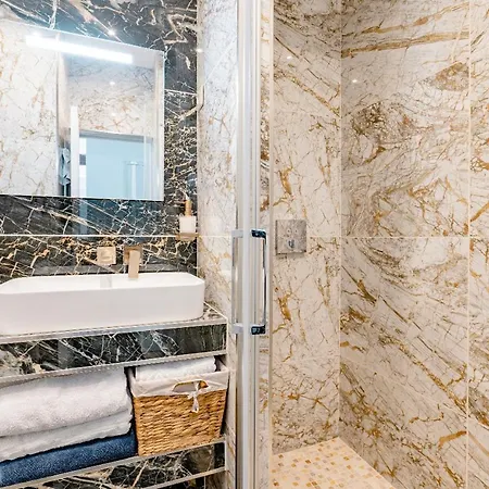 Pansiyon Stylish Place In Prime Location